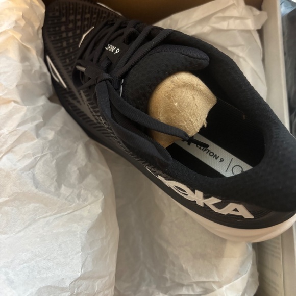 HOKA Clifton 9 women’s size 8.5B Running Shoes - Picture 4 of 6